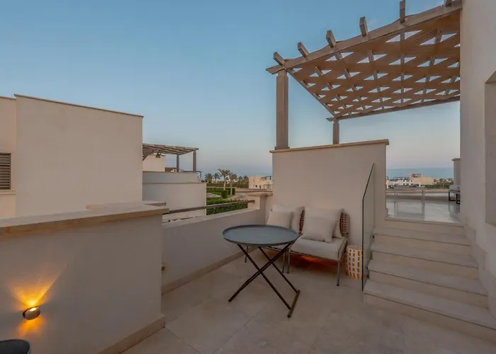 Villa 4br Cyan Dream I Pool Lagoon & Sauna Gurdaka