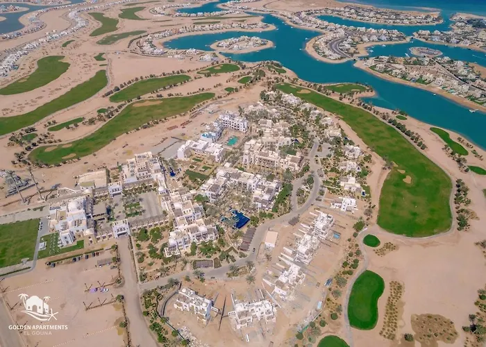 4br Cyan Dream I Pool Lagoon & Sauna Gurdaka