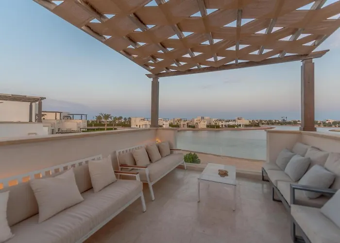 4br Cyan Dream I Pool Lagoon & Sauna Villa Gurdaka