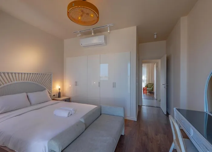 4br Cyan Dream I Pool Lagoon & Sauna * Gurdaka